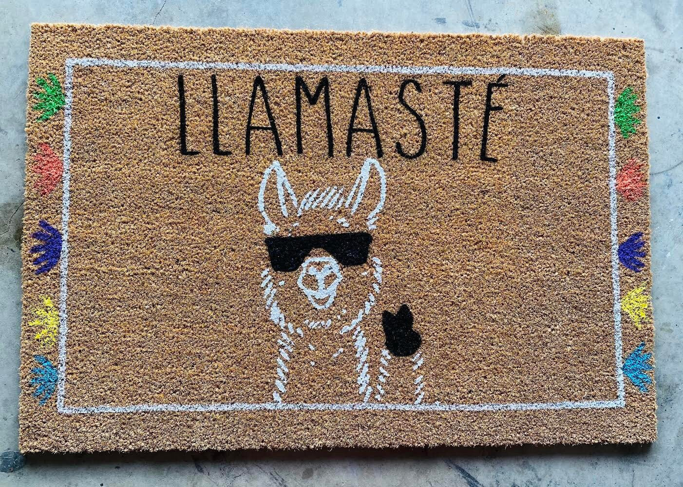 Llamaste with Border Doormat