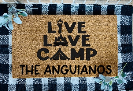 Felpudo de camping personalizado Live Love Camp